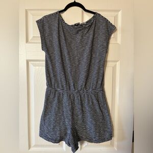 GAP Navy and White Jumper